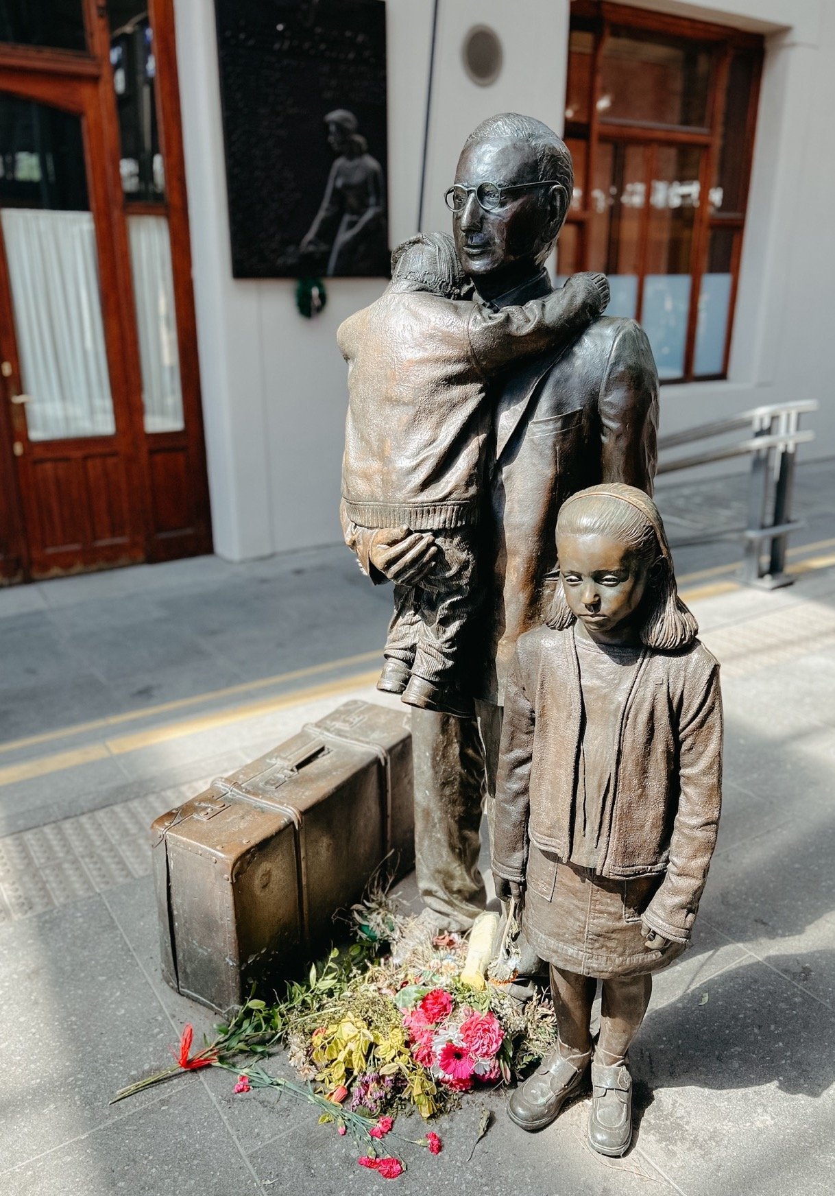 Wintonův památník na pražském hlavním nádraží