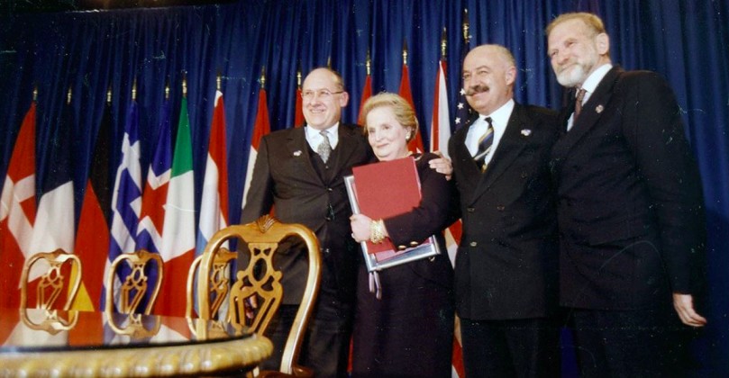 Ministři zahraničí jednotlivých zemí a zástupkyně USA